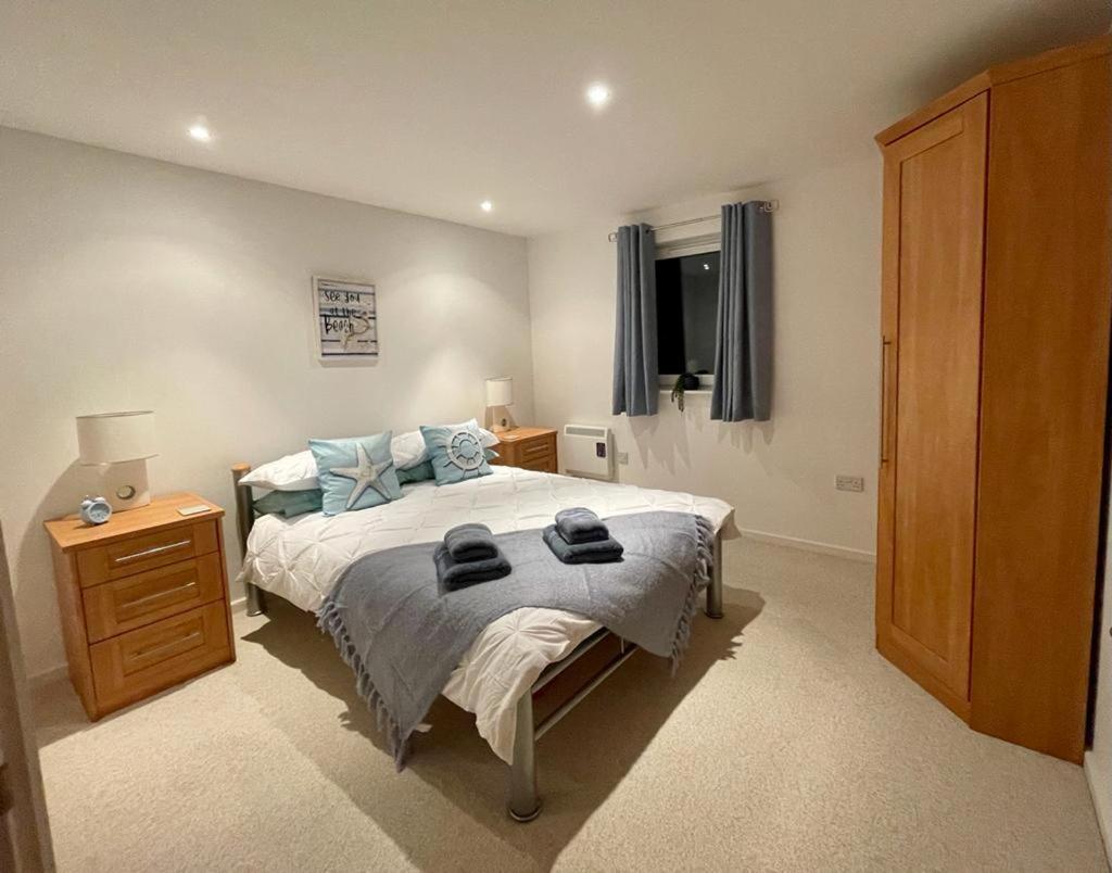 Sea View Apartment At The Beach! Llanelli Exterior foto